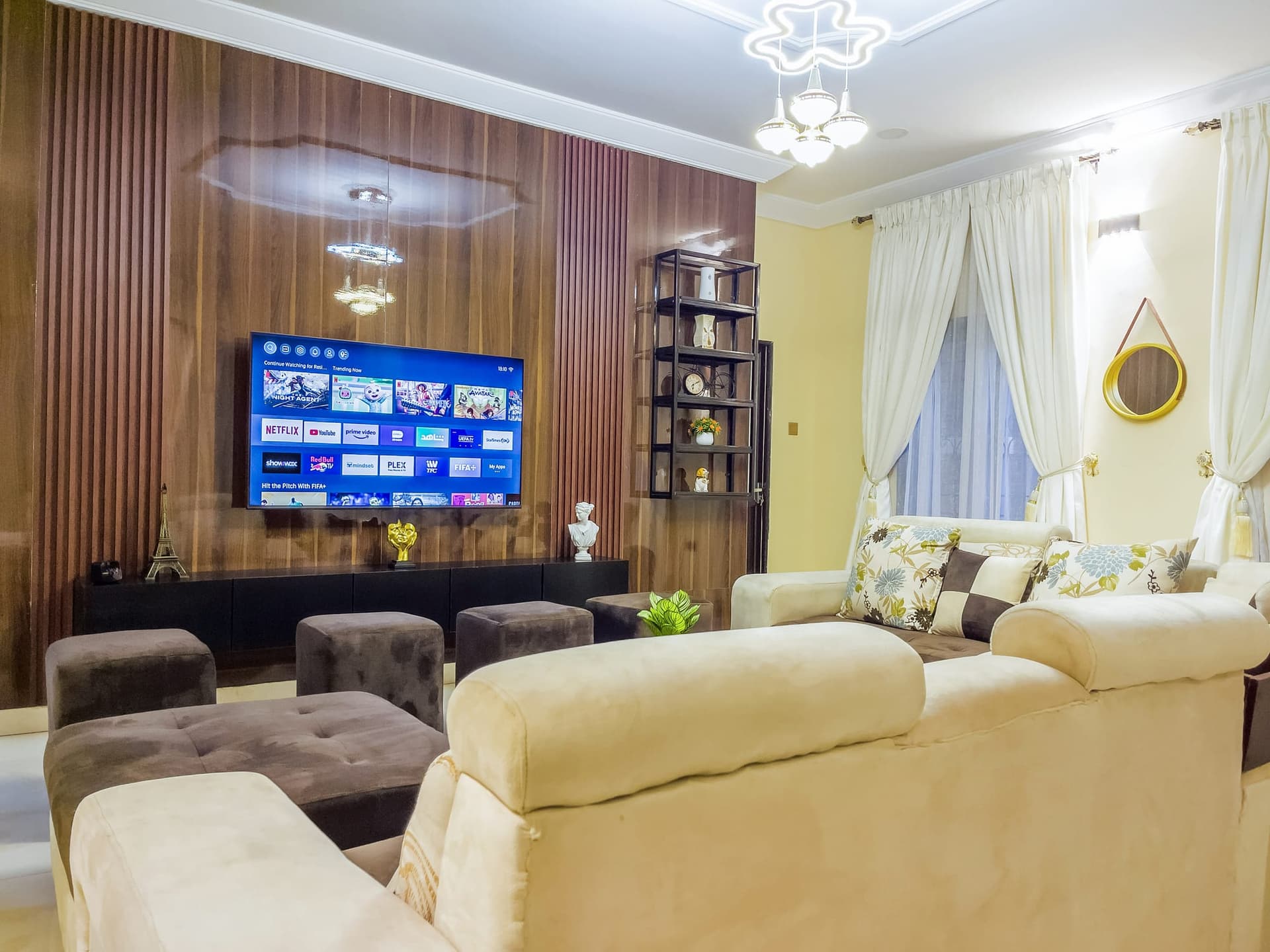 Klaus Residence - Suite Two Living Room