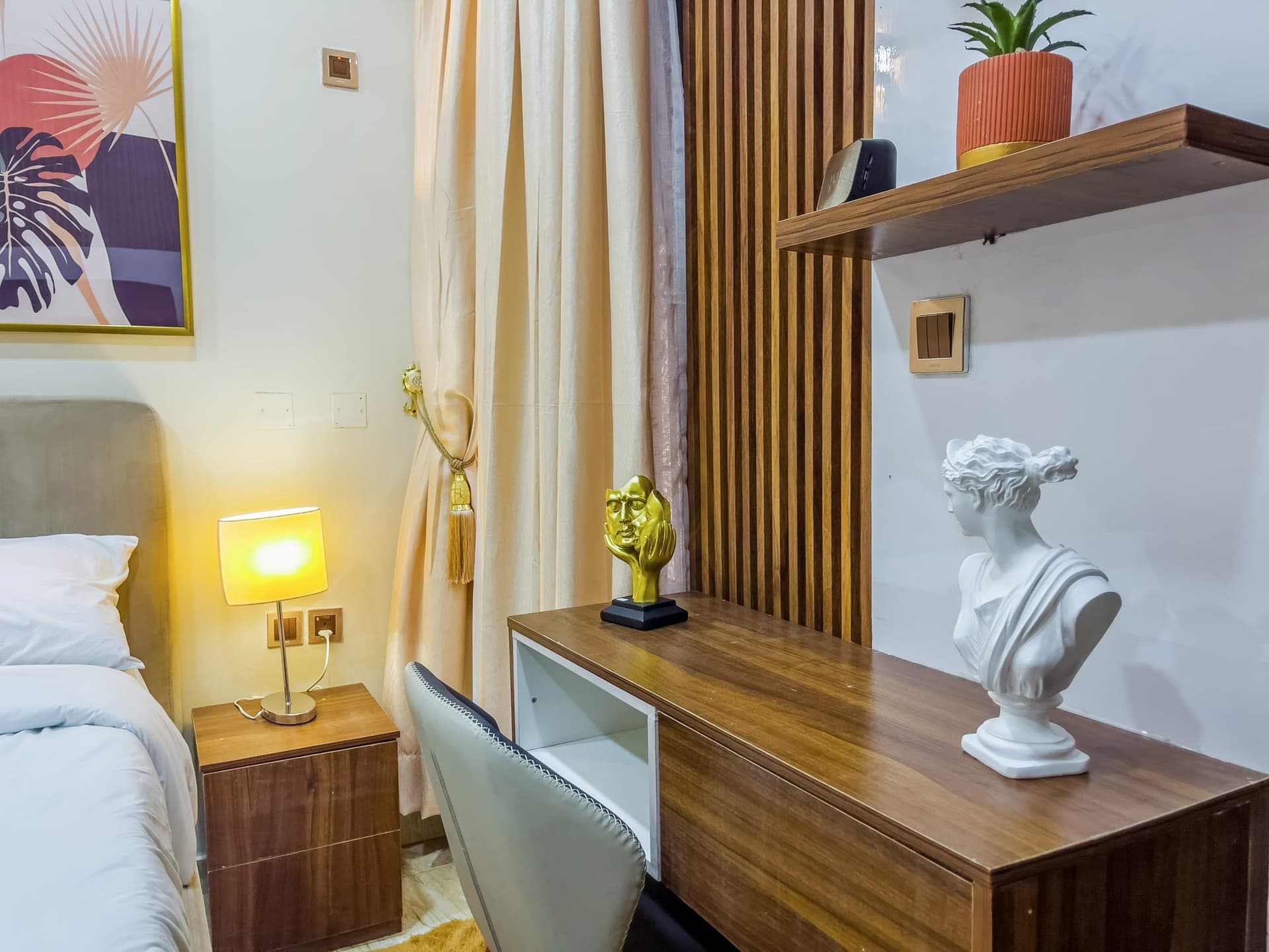 Unit Four — Klaus Residence