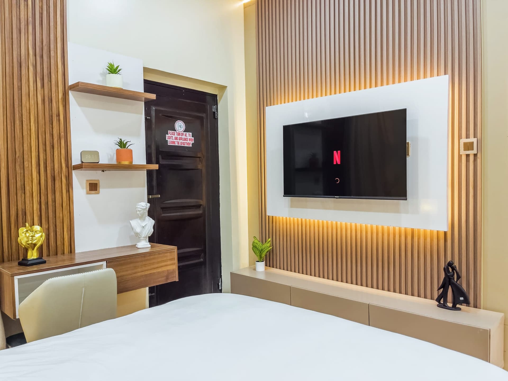 Unit Four — Klaus Residence